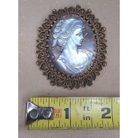 Vintage Cameo 12K Gold Filled Shell Brooch Pendant Princess Mara by Marathon - Picture 3 of 9